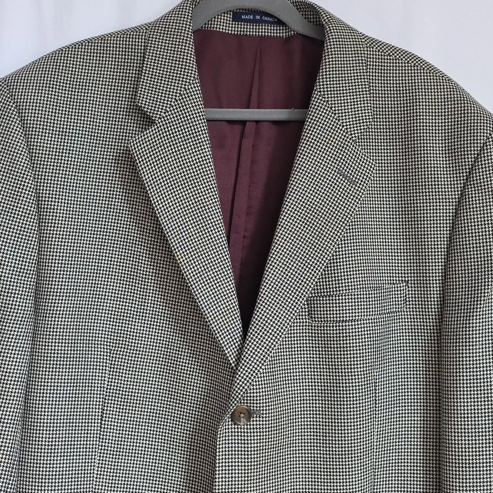 Ralph Lauren Mens Brown & Black Silk & Wool Sport Coat.  Size 48L